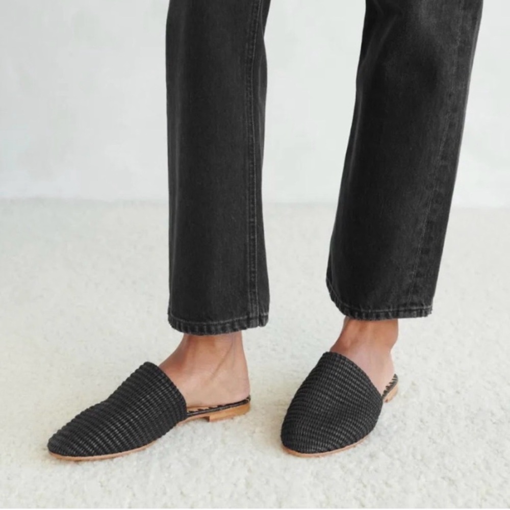 Jenni Kayne Black Minimalist Boho Raffia Mules